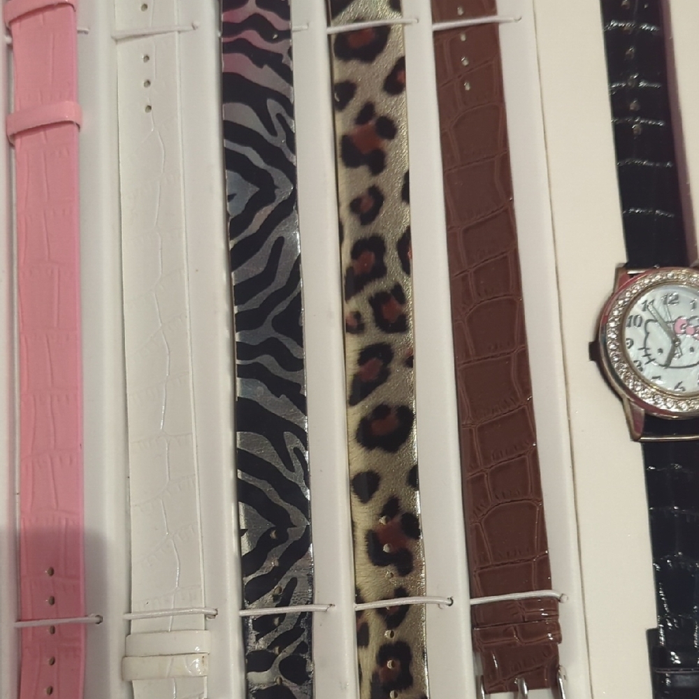 Hello Kitty Watch and Band Set - Picture 5 of 5